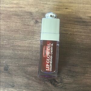 Lip Glow Oil - Cherry Oil Infused